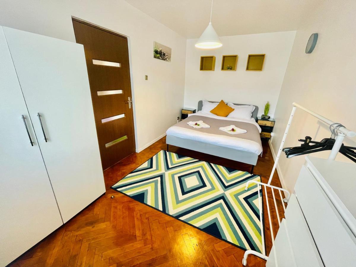 Modern Place To Stay-Self Check-In Nonstop 24H-Wifi Resita Exterior photo