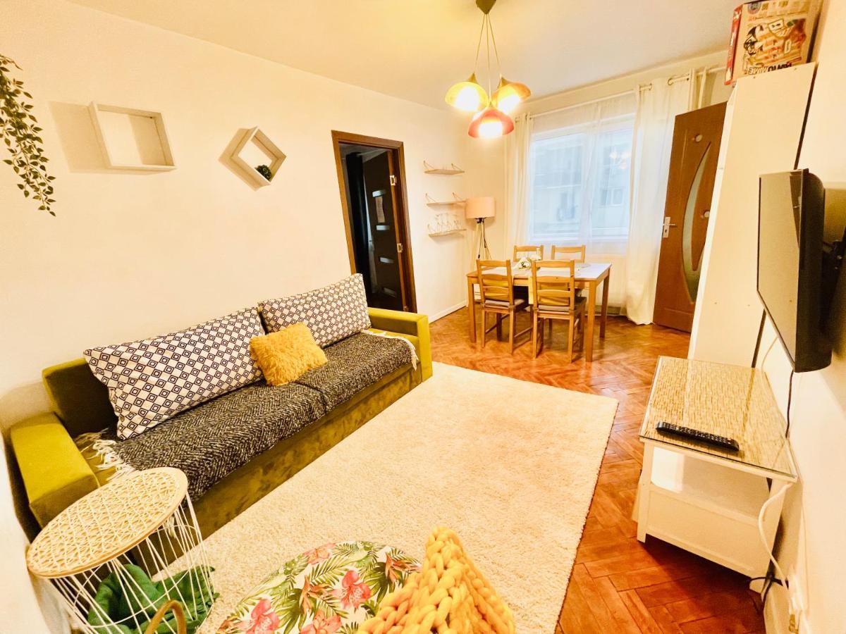 Modern Place To Stay-Self Check-In Nonstop 24H-Wifi Resita Exterior photo